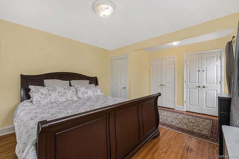 206 Midland Avenue Photo 12