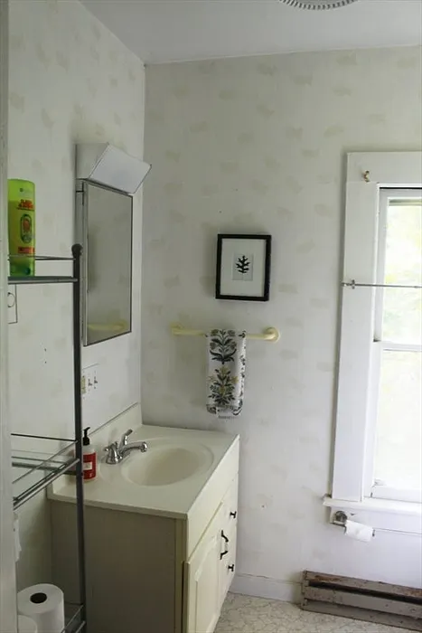 254 Lincoln Photo 32