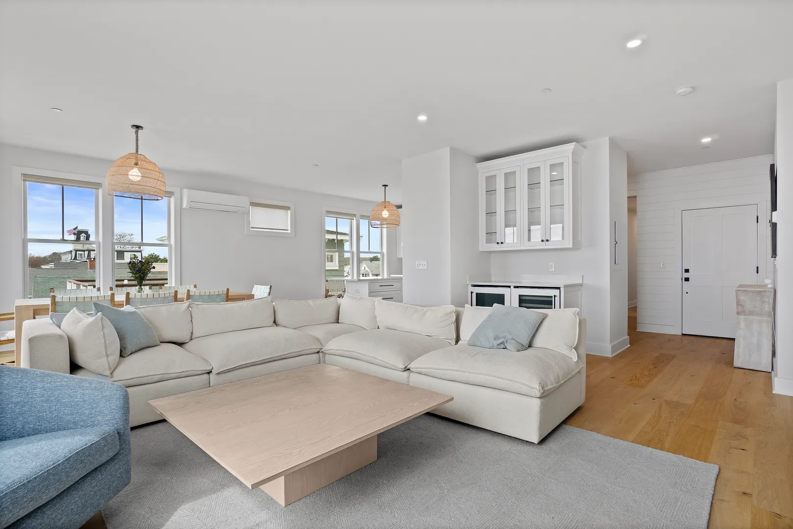 185 Main Street  #APT 301 Photo 4