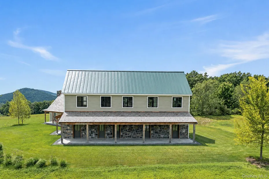 1105 East Ancram Road Photo 4