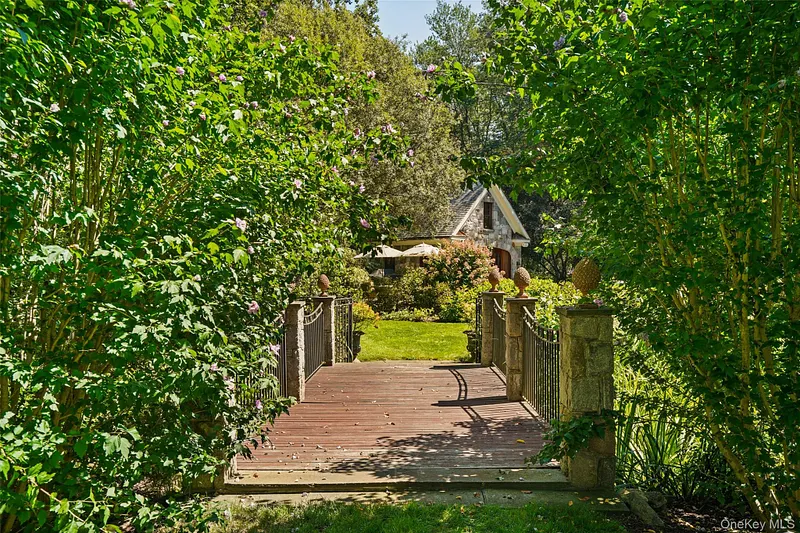29 Upper Hook Road Photo 39
