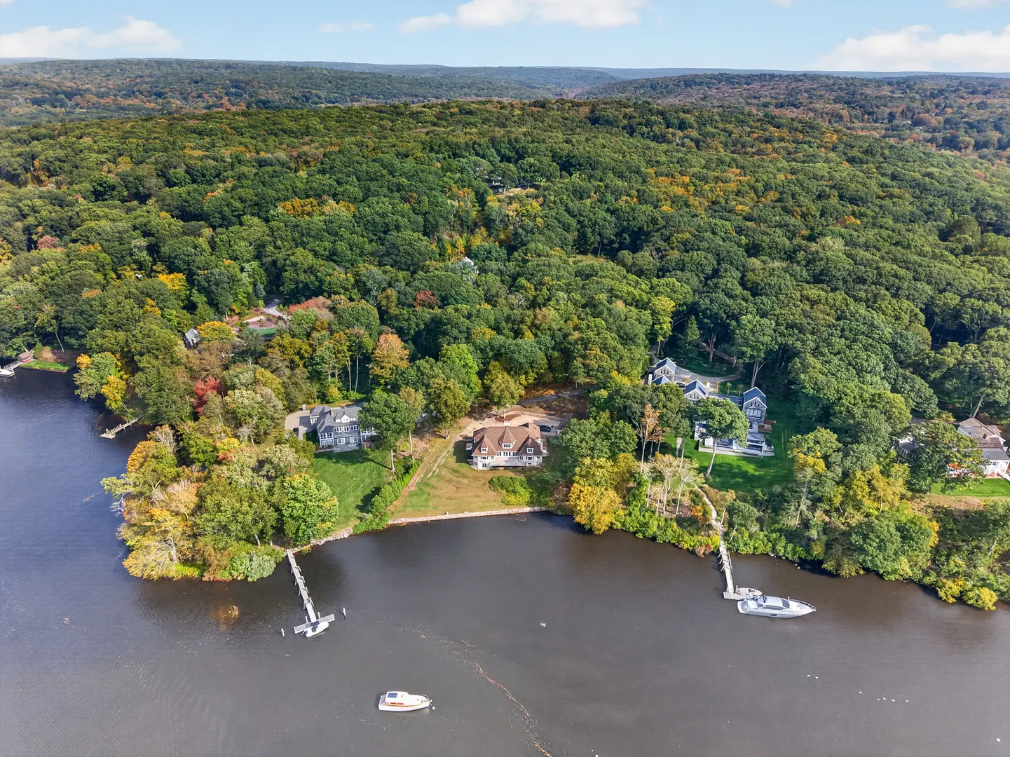 87 Cove Road Photo 32