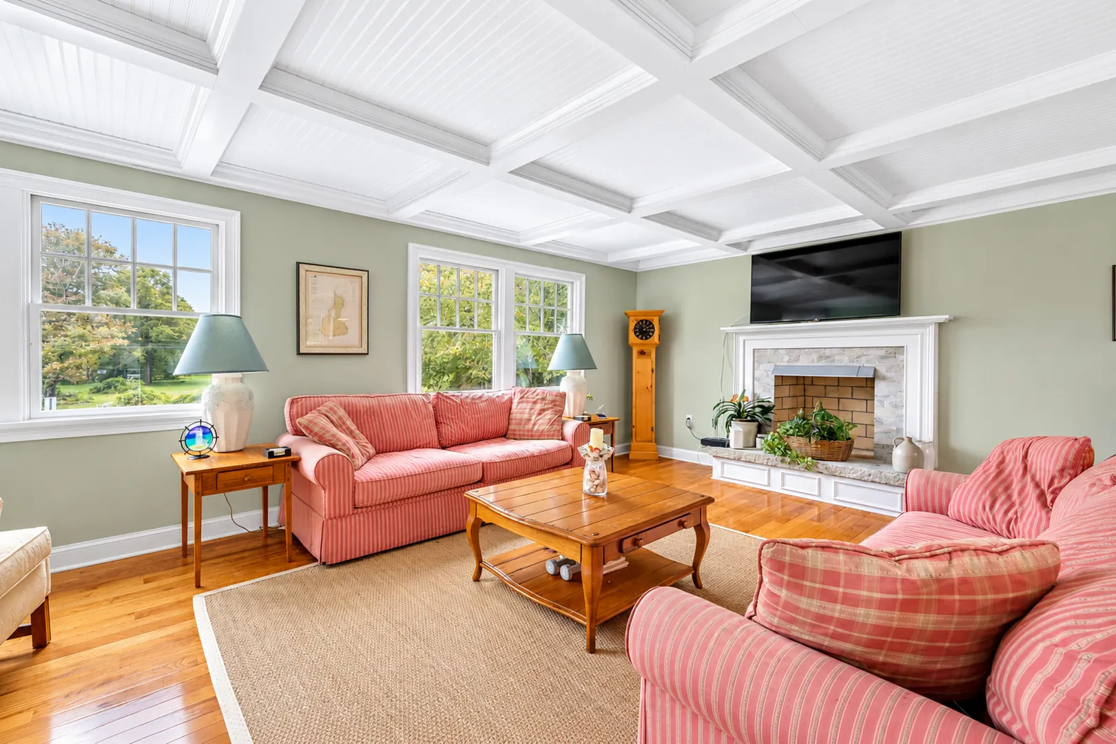 8 Montauk Avenue Photo 17