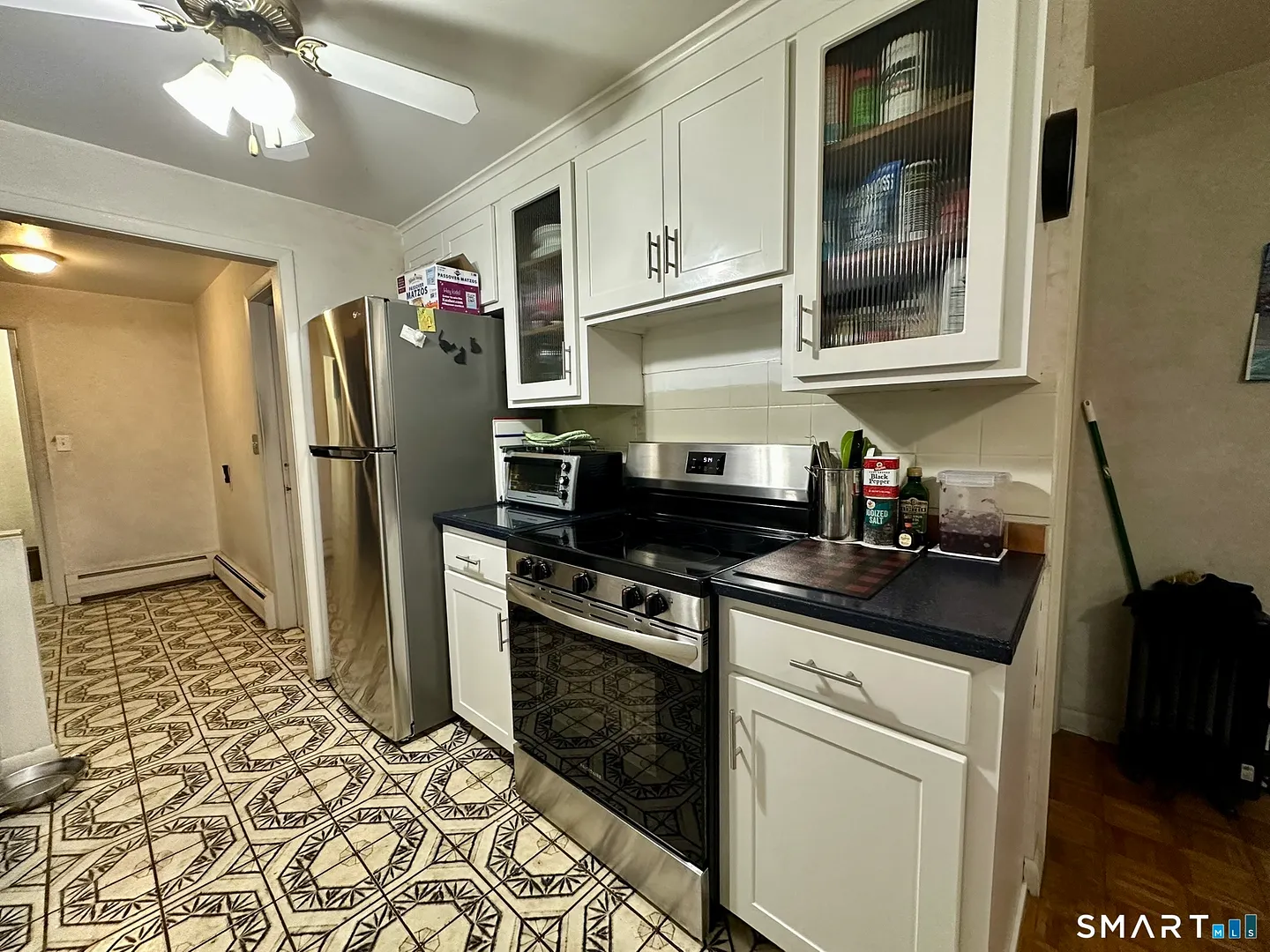 670 Benham Street Photo 6