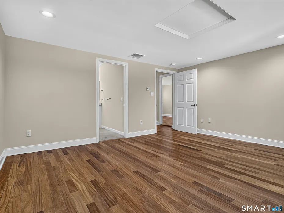 149 Liberty Street Photo 28