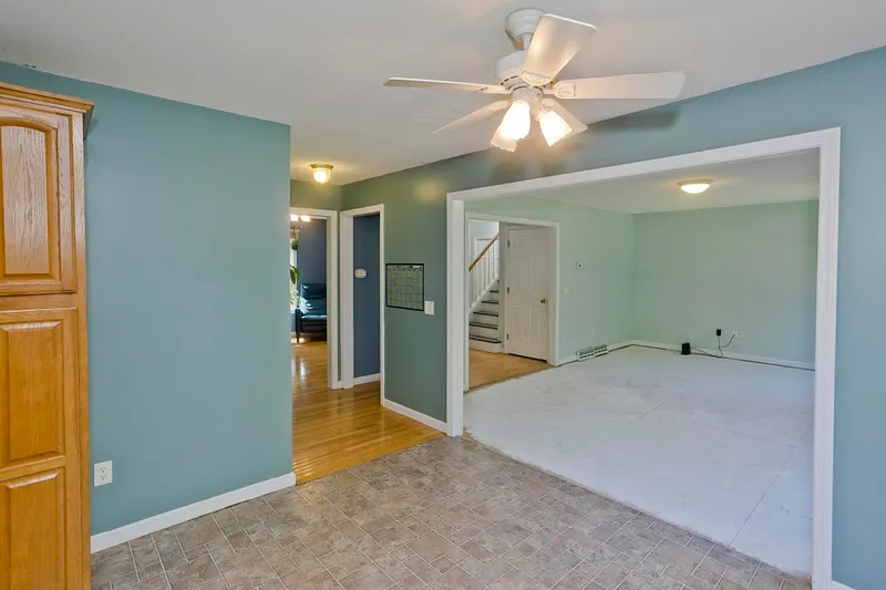 3 Rita Mary Way Photo 9