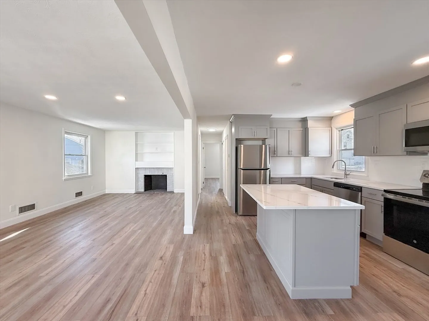 31 Millard Ave Photo 2