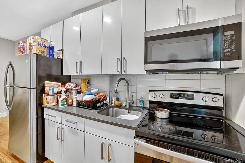 105 Palisade Avenue Photo 13