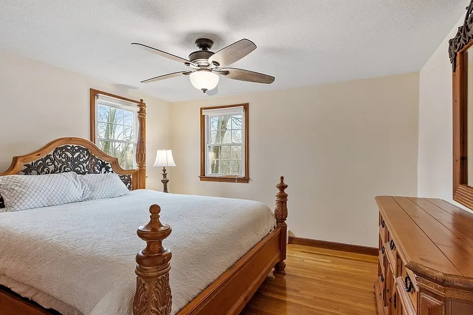 33 Eastview Road Photo 17