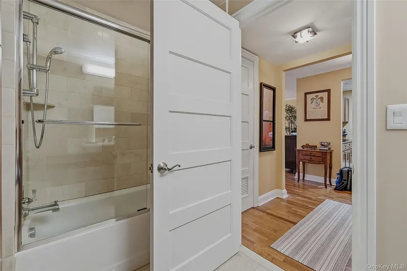 225 Stanley Avenue  #107 Photo 18