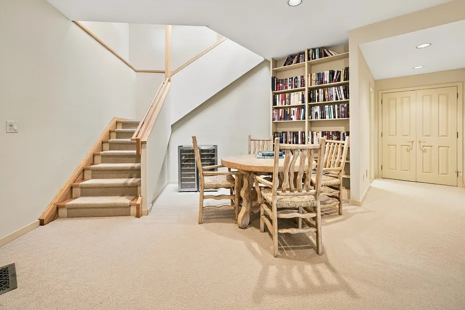 9 Ashley Lane Photo 23