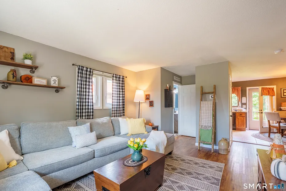 213 West Town Street  #E23 Photo 10