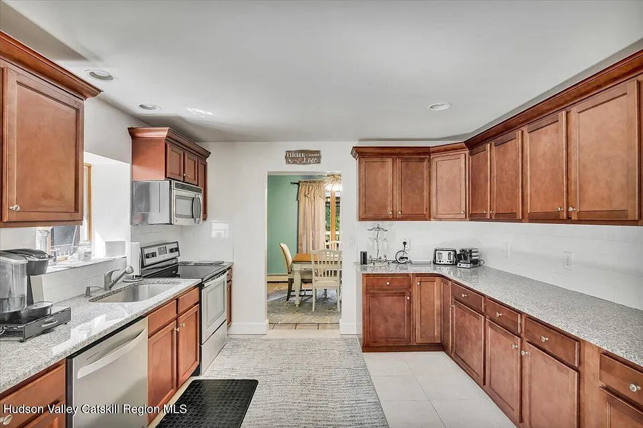 6196 New York 81 Photo 27