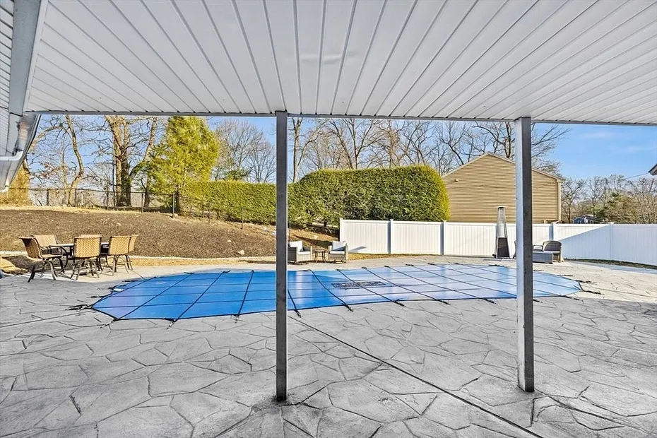 34 Inman Rd Photo 35
