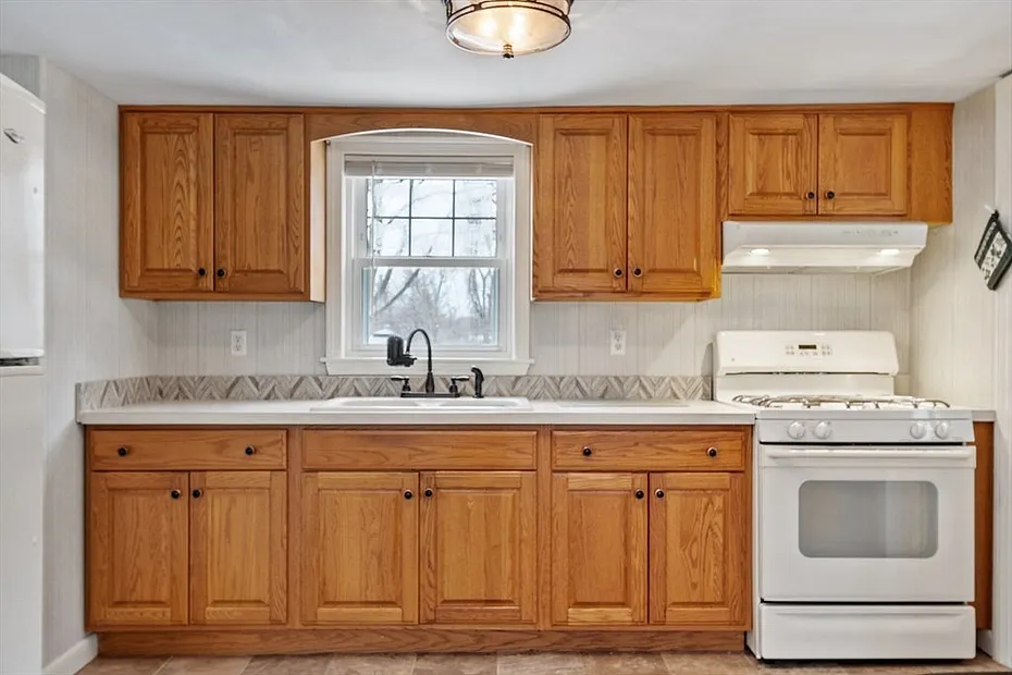 28 Birch Ave Photo 7