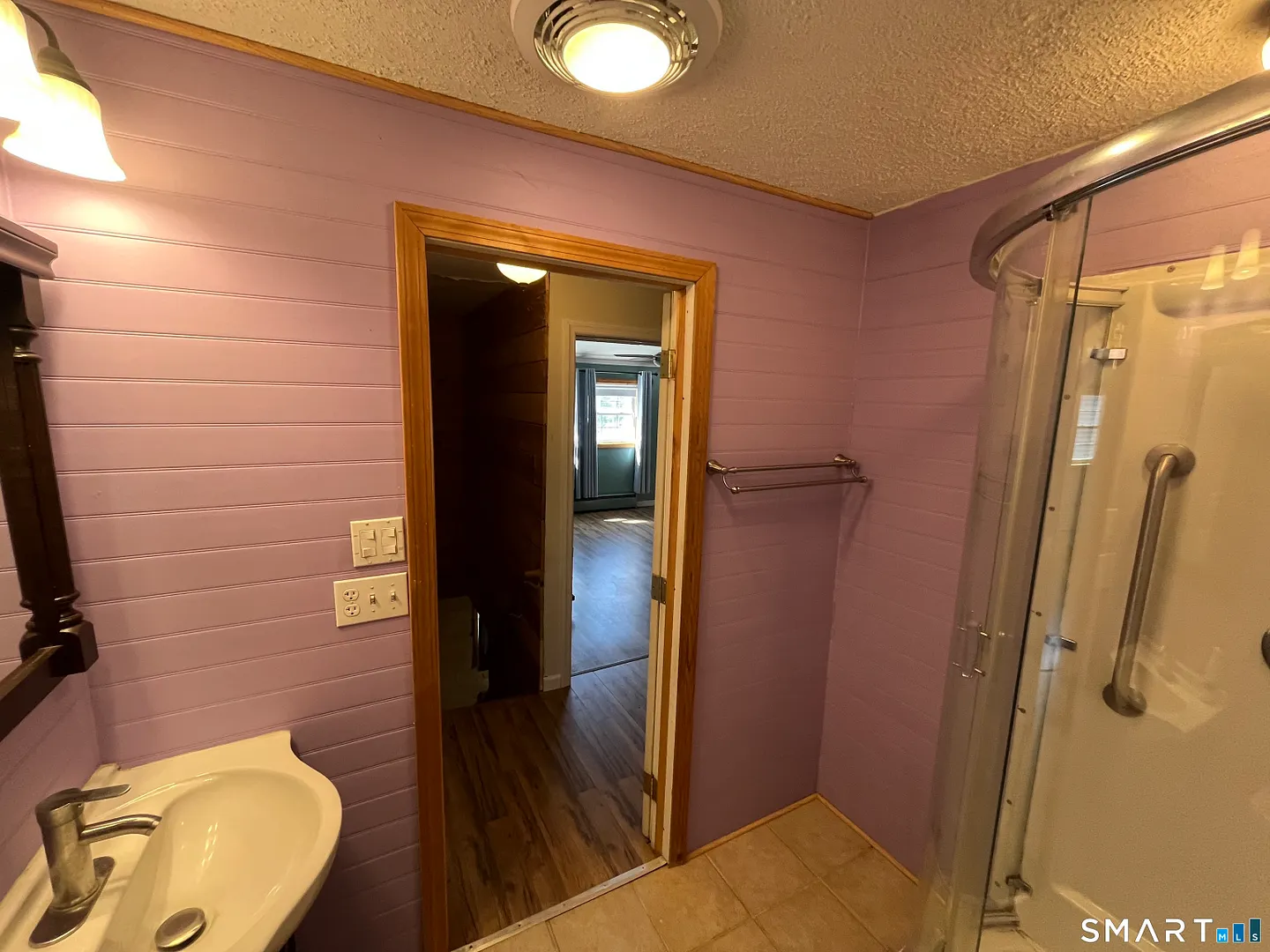 303 Somers Road Photo 17