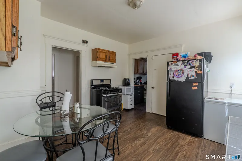 65 Parmalee Avenue Photo 13