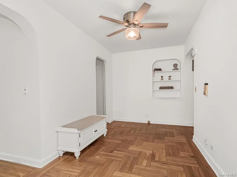 3015 Riverdale Avenue  #2k Photo 11