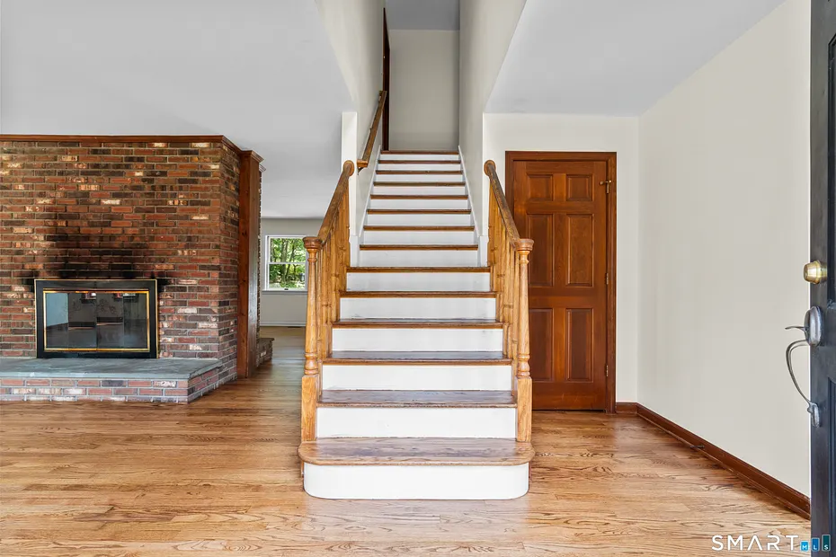 128 Midwood Avenue Photo 3