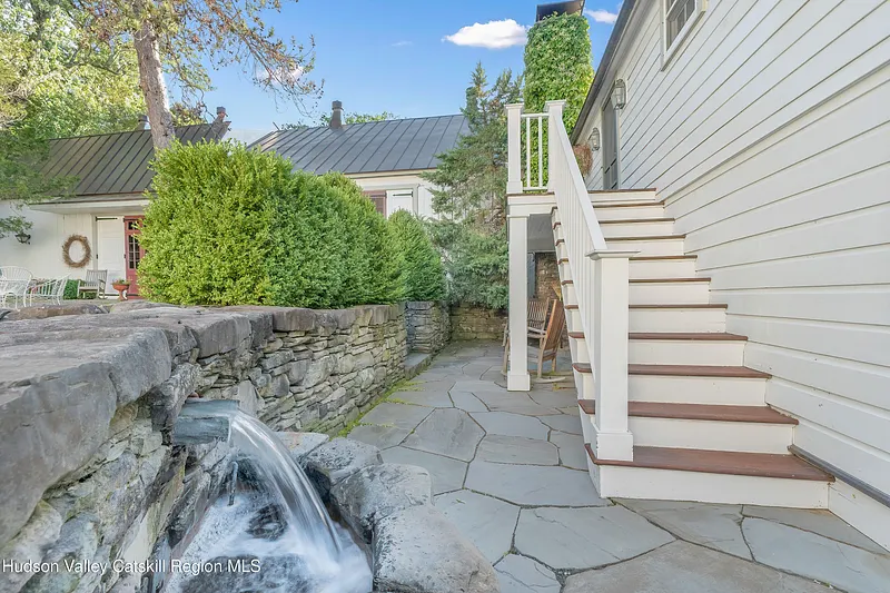 47 White Bridge Road Photo 52
