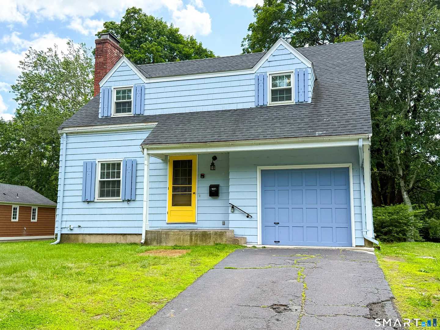 1657 Farmington Avenue Photo 1