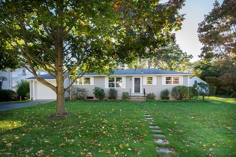 15 Buttonwood Ln #1 Photo 1