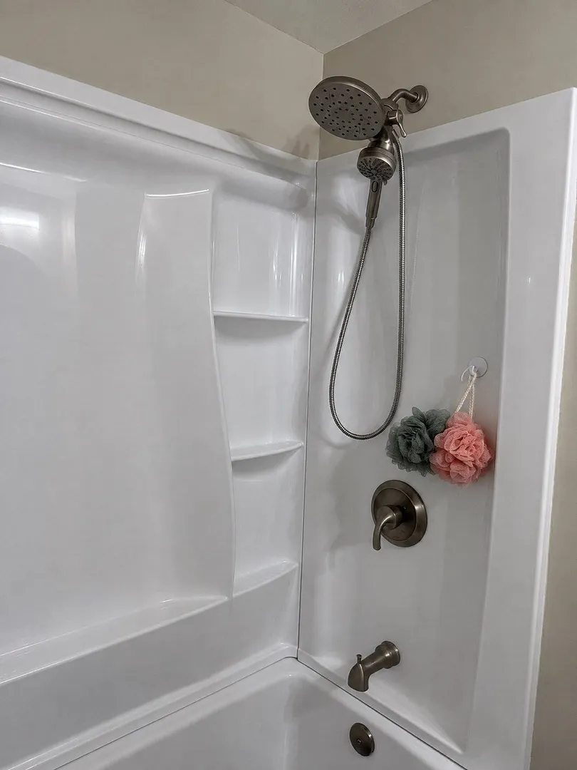 143 Skyridge Street Photo 19