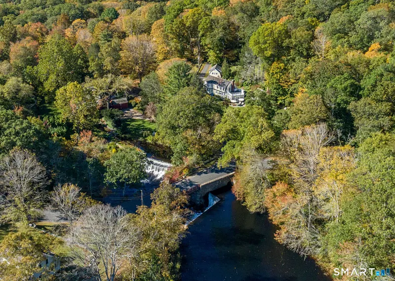 1 Honey Hill Lane Photo 4