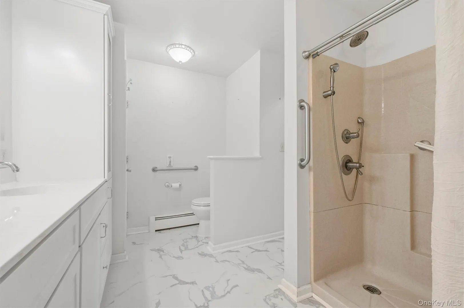 1069 Wolcott Avenue Photo 28