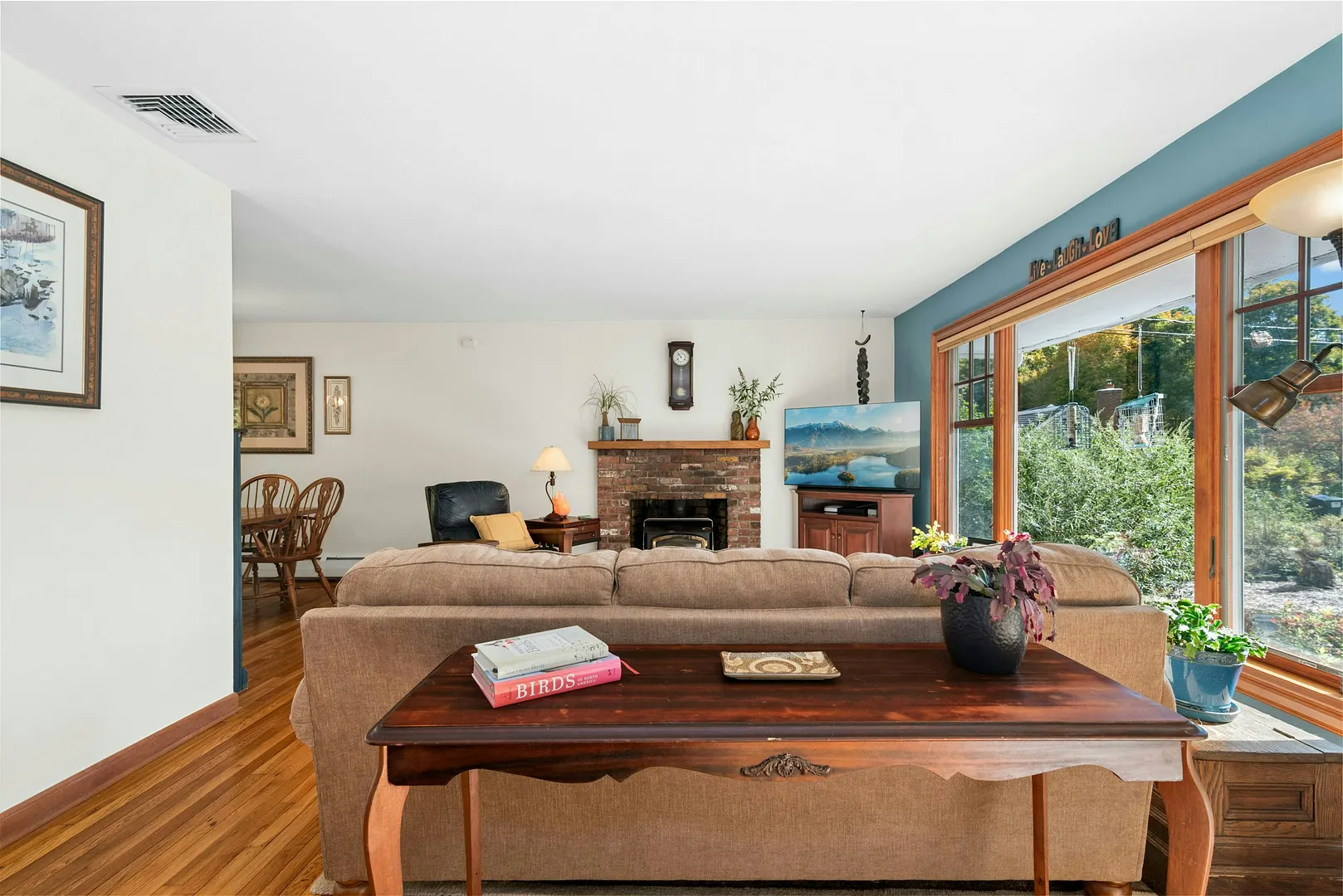 35 Aspen Ledges Road Photo 4