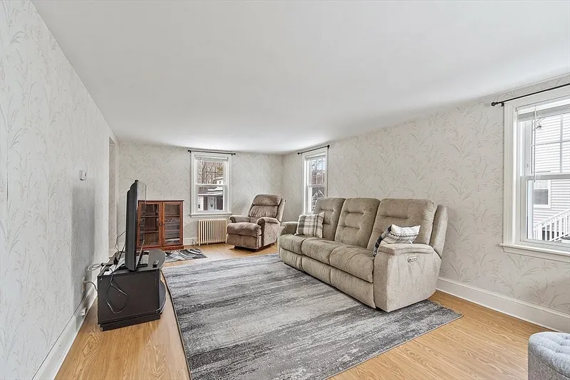 28 Birch Ave Photo 14
