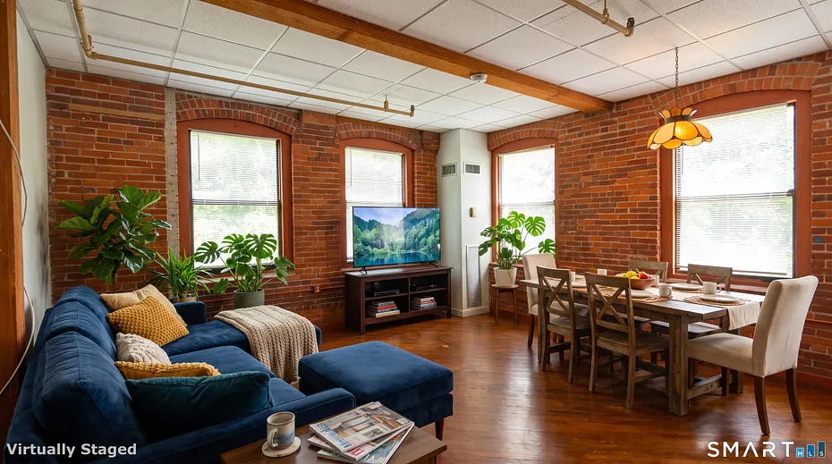 222 Williams Street East  #331 Photo 10