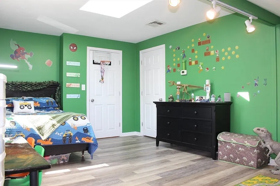 17 Michael Ln Photo 23
