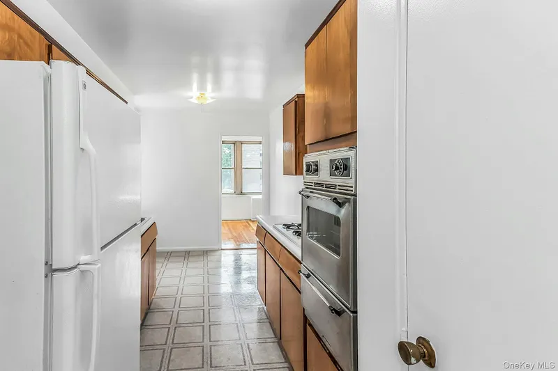 209-39 23rd Avenue  #3F Photo 9