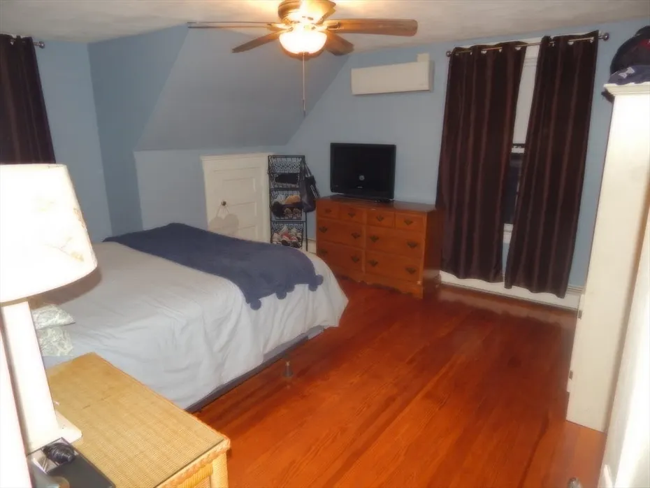 20 Virginia Ter Photo 23