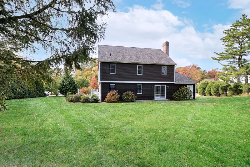 28 Brook Road Photo 5