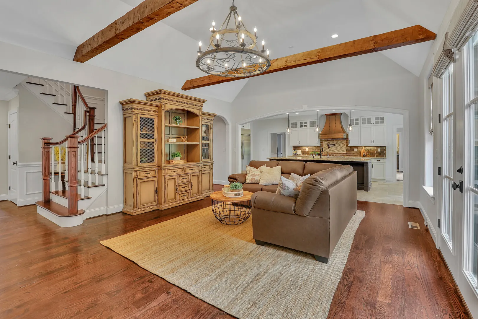 1 Ridgebury Road Photo 10