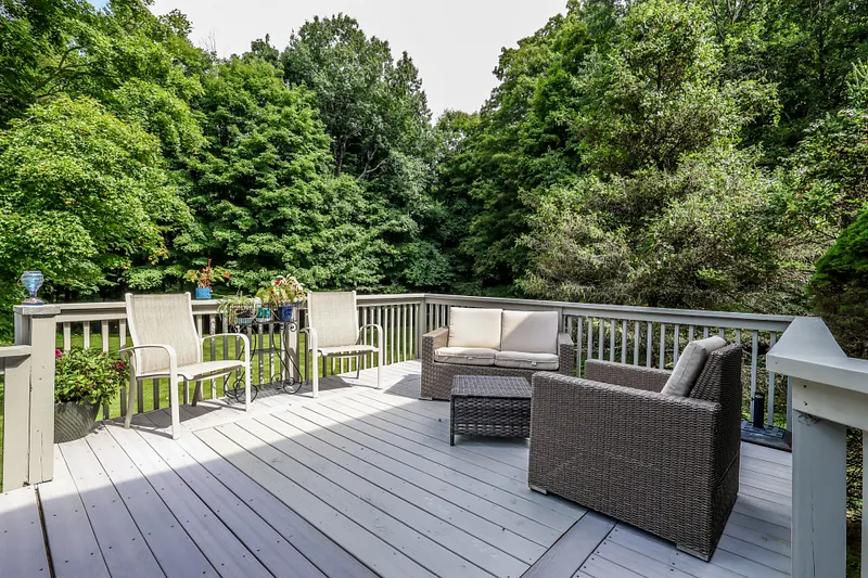 33 Brookwood Drive Photo 23