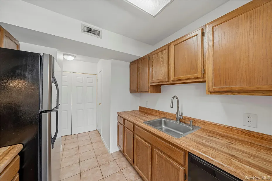 2107 Whispering Hills Photo 13
