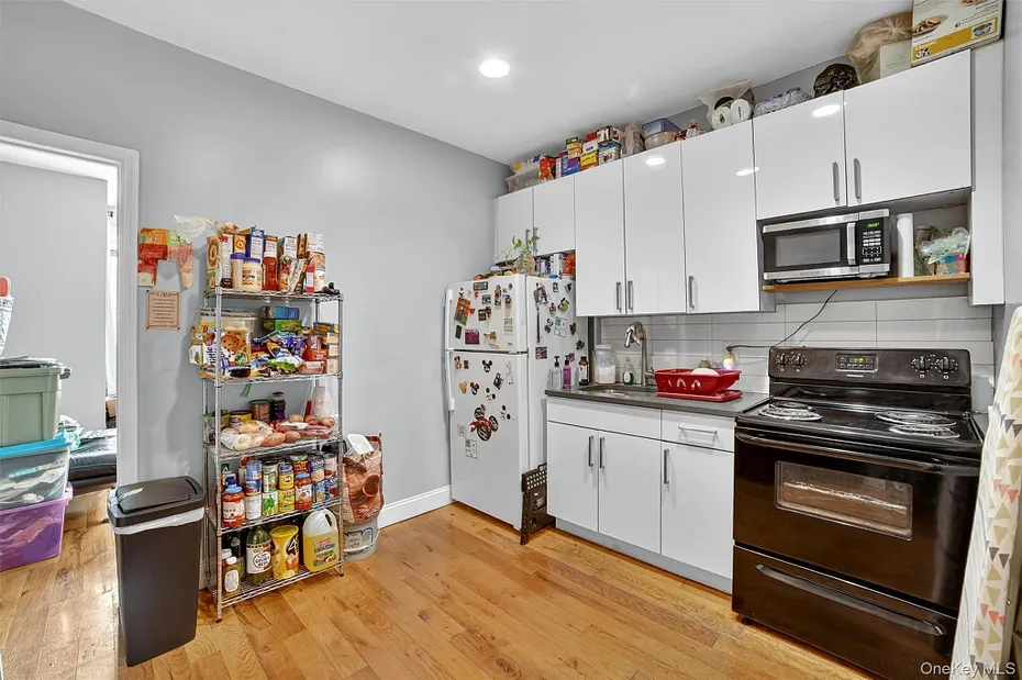 105 Palisade Avenue Photo 5