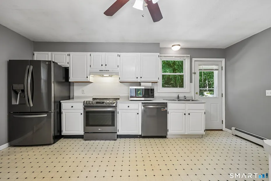 144 Woodland Drive Photo 8