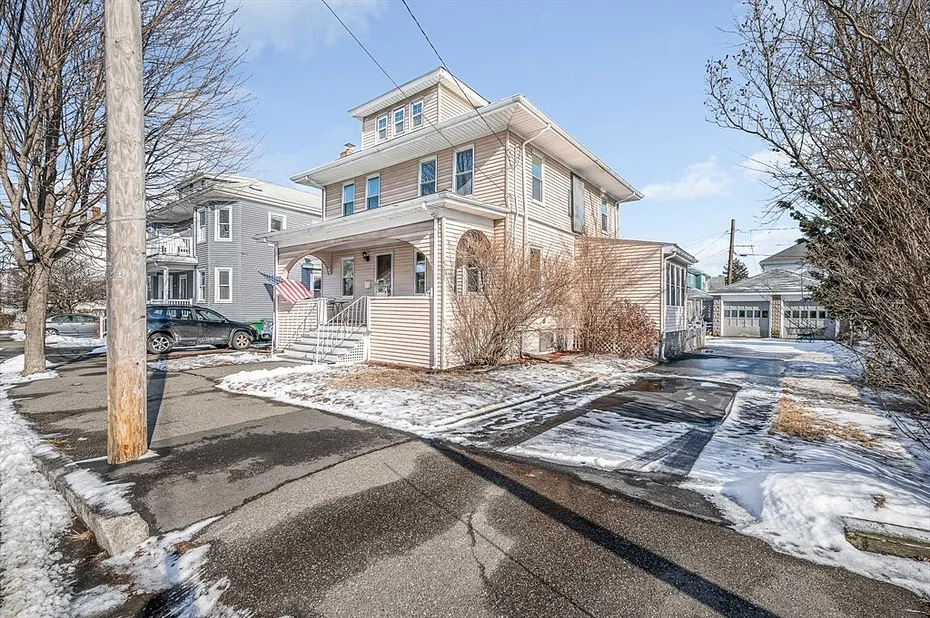 25 Wicklow Ave Photo 1