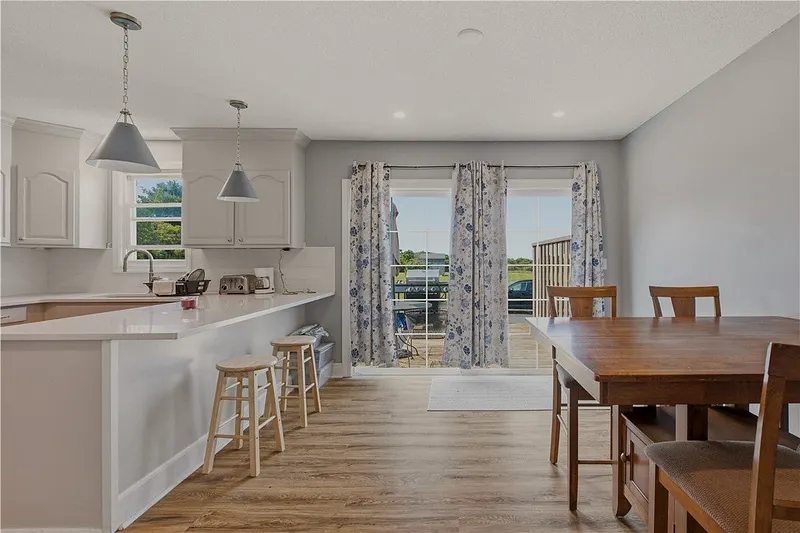 223 Oliphant Lane  #B Photo 7