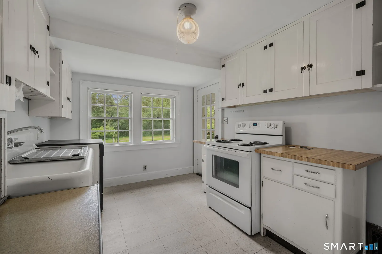 155 Hamburg Road Photo 15