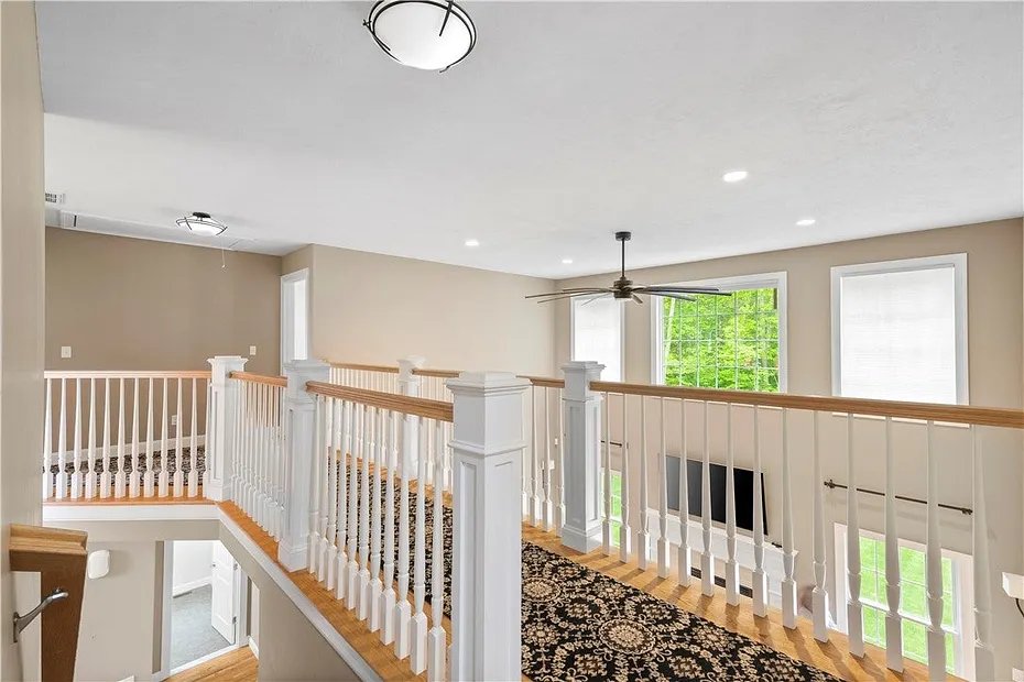 51 Womantam Lane Photo 35