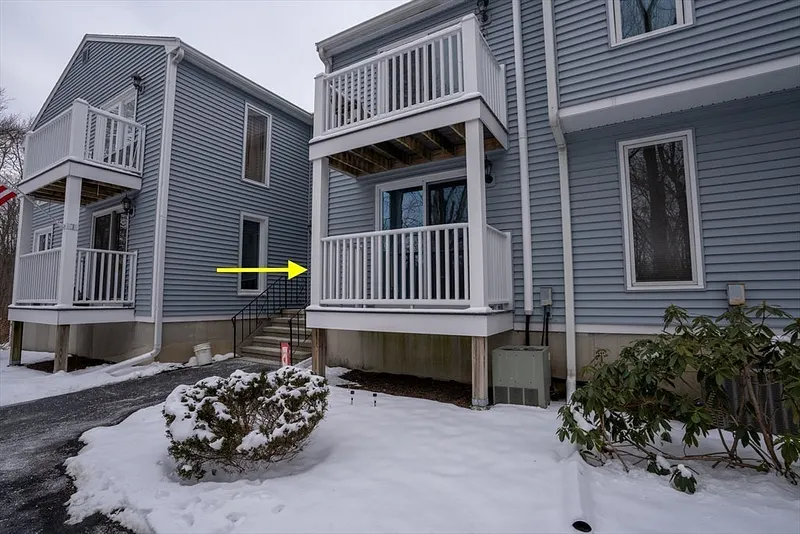 144 Hart St  #44 Photo 1
