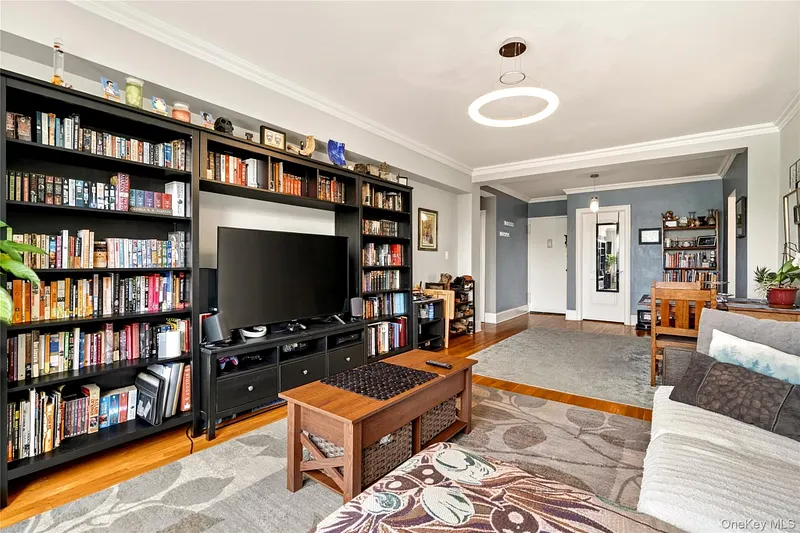 575 Bronx River Road  #6C Photo 16