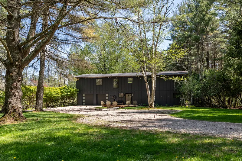 94 Washinee Heights Road Photo 2