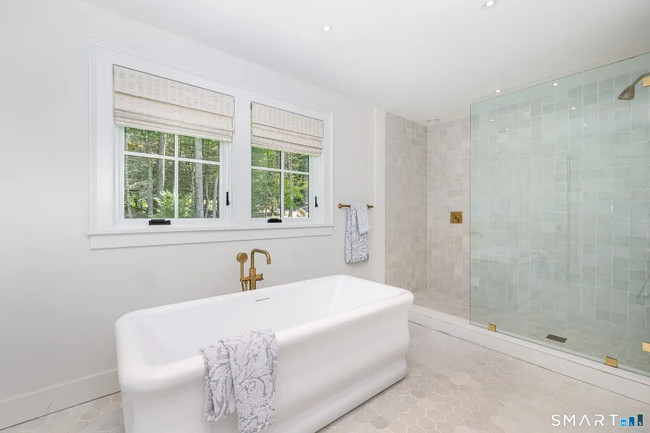 631 Milton Road Photo 20