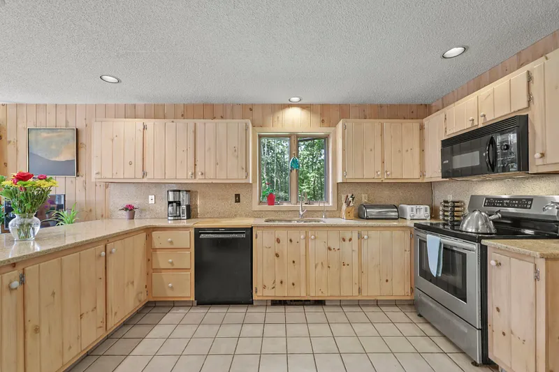 91 William Holmes Rd Photo 27